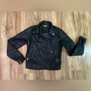 Adorable vegan leather Moto jacket-96